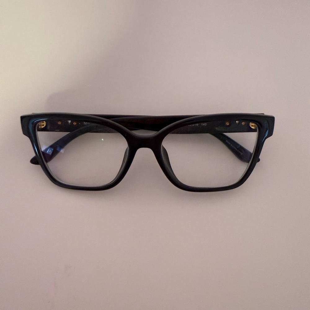 Elegant Black Eyewear Frames